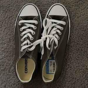 Converse - charcoal Chuck Taylors